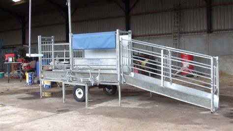 Rotary configuration to ensure safe, smooth and speedy handling of lambs by multiple operators. . Harrington sheep handling equipment